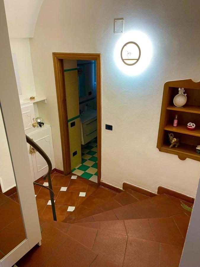 Holiday House Il Castello Di Anna Lägenhet Vietri Exteriör bild